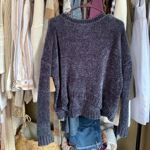 SUPER SOFT BLUE Sweater - Picture 1 of 5